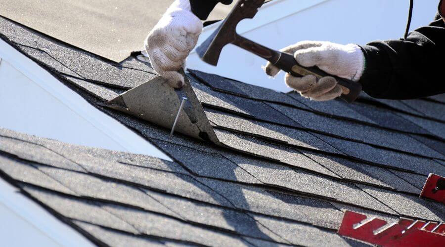 Professional Flat Roofing Installation in Utopia, TX
